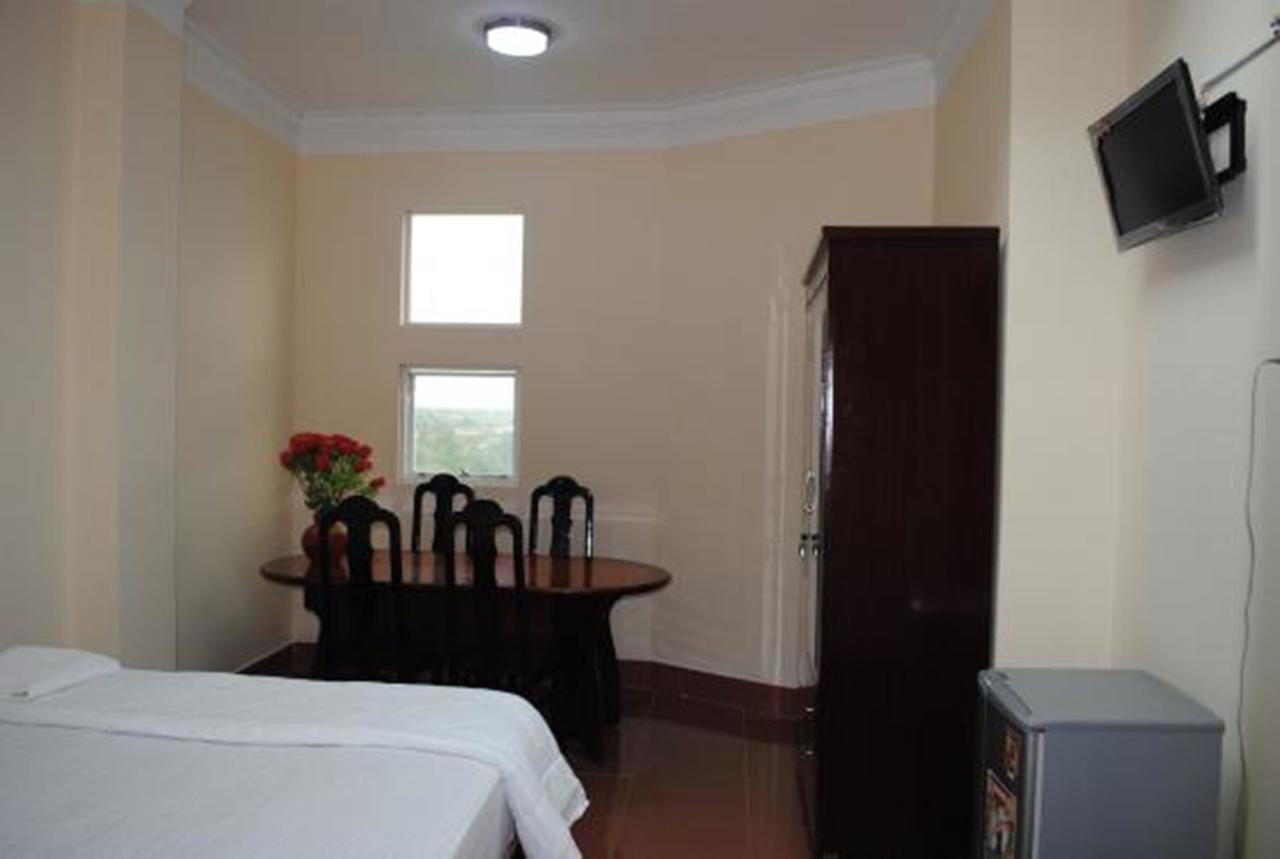 Thanh Nhan 1 Hotel Cà Mau Εξωτερικό φωτογραφία